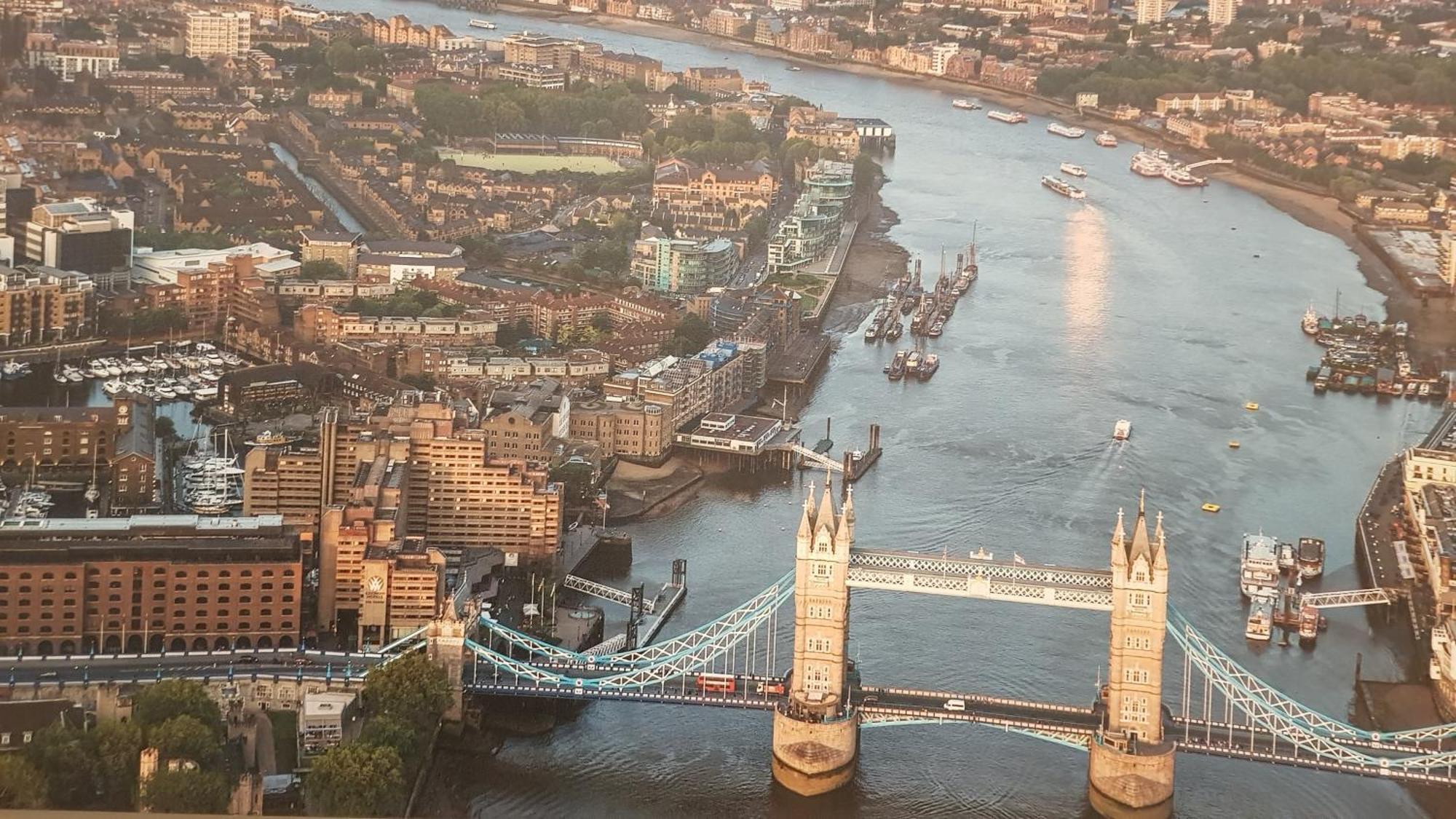 Riverside 1Br With Easy Transport 20Min To City Centre Londres Exterior foto